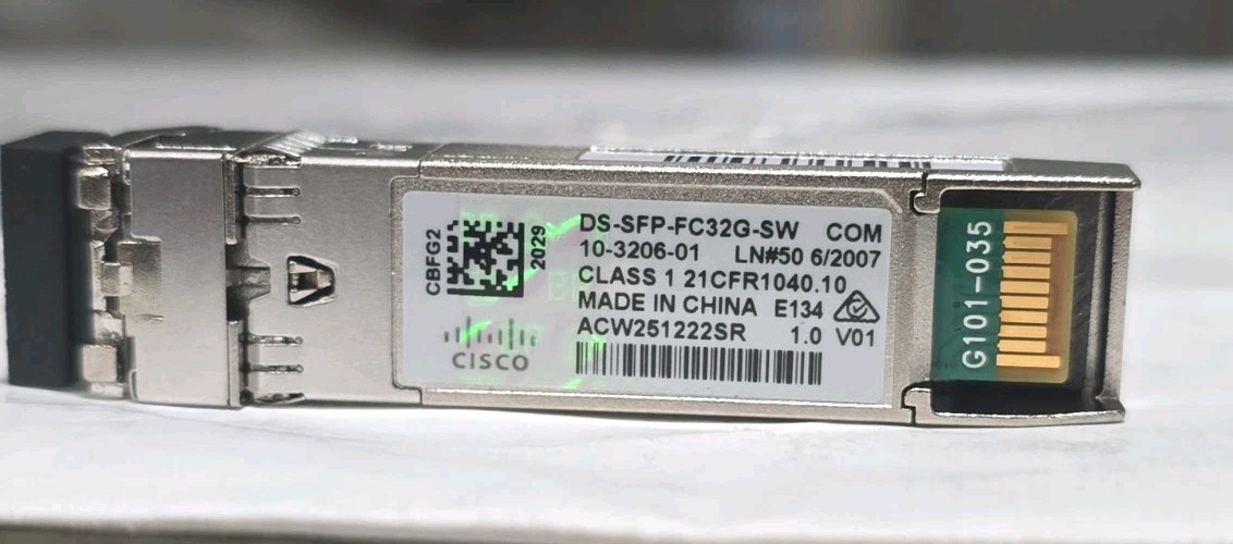 CISCO DS-SFP-FC32G-SW Original Hologram 32Gbps Fiber Channel SW SFP+ LC NOB