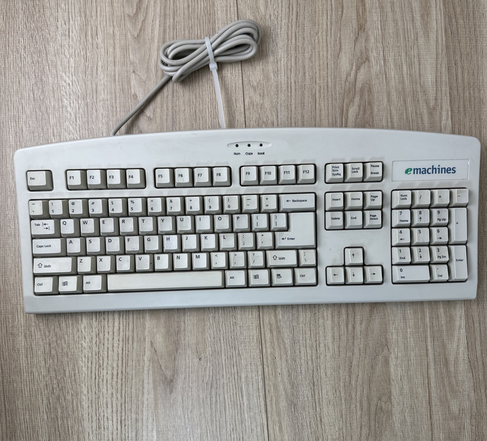 Vintage eMachines 7800R Computer Keyboard Beige PS/2 Wired UNTESTED As-Is