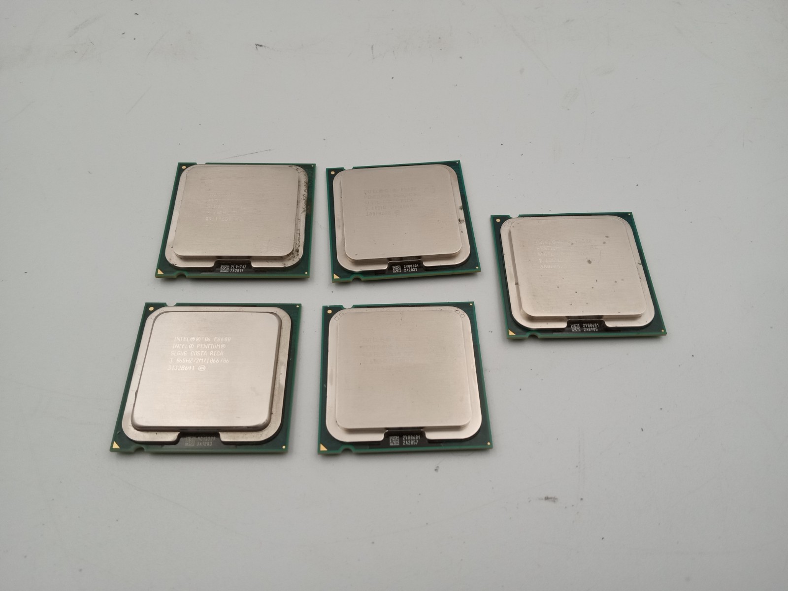 Lot of 5 - Intel Pentium E5300 E5400 E6600 Desktop CPU SLGTL SLB9V SLGUG-RR