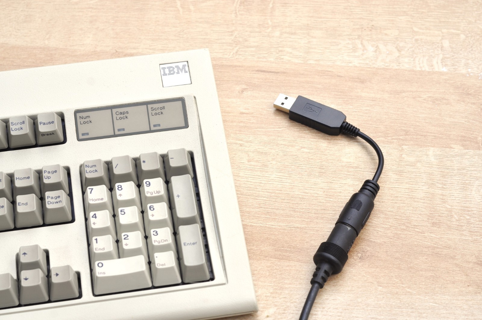 tinkerBOY IBM AT/XT Keyboard To USB Converter w/ QMK formerly Soarer’s Converter