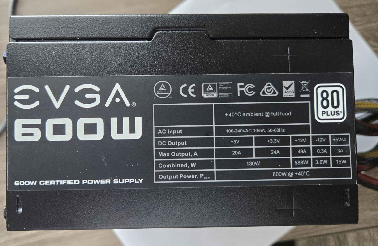 EVGA 600 W1 80+ WHITE 600W Power Supply - 100W10600K1 + Cables