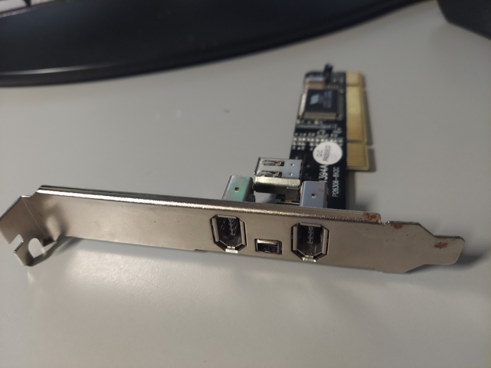 Vantec UGT-FW050 4-Port FireWire 400 IEEE 1394a PCI Card VIA VT6306 – Tested