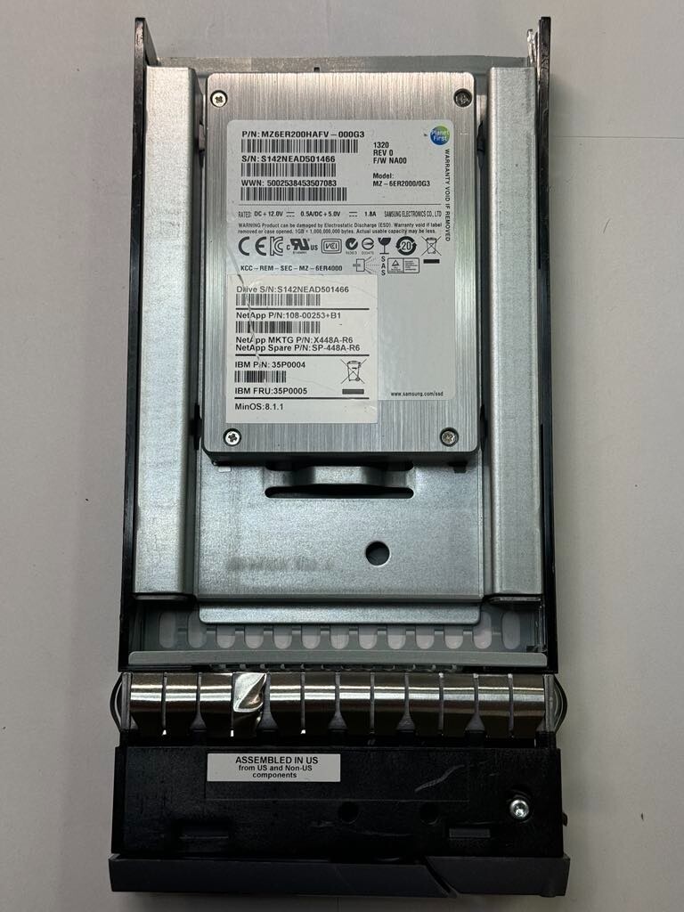 NetApp 200GB 108-00253+B1 X448A-R6 MZ-6ER2000/0G3 12 Gb/s SFF SAS SSD 3.5"
