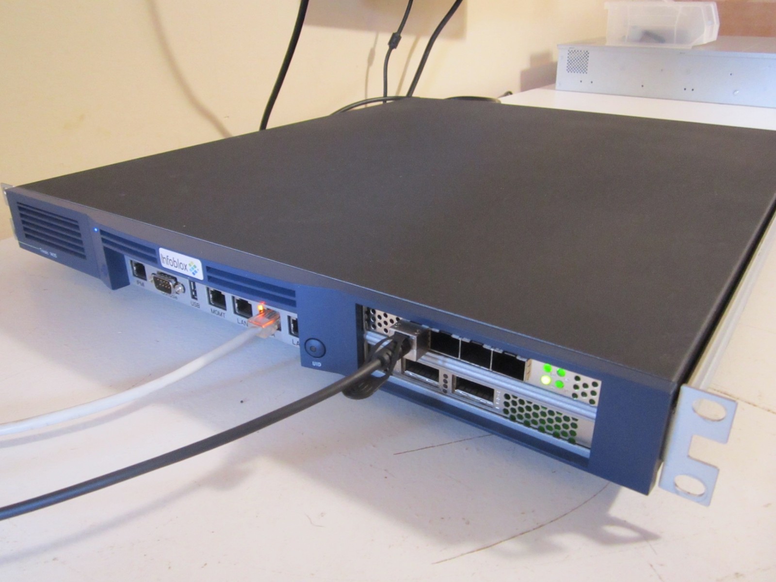 PfSense: 4x1Gb 4x10Gb 2x40Gb, E3-1275 v5, 32GB, 80GB, AES-NI (Supermicro X11SSW)