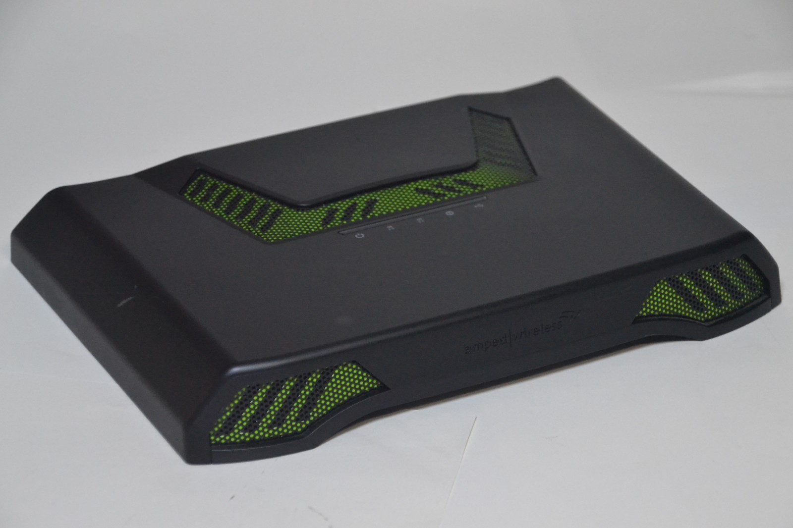 Amped Wireless RTA1900 Titan-High Power AC1900 Wi-Fi Router USED TESTED WORKS