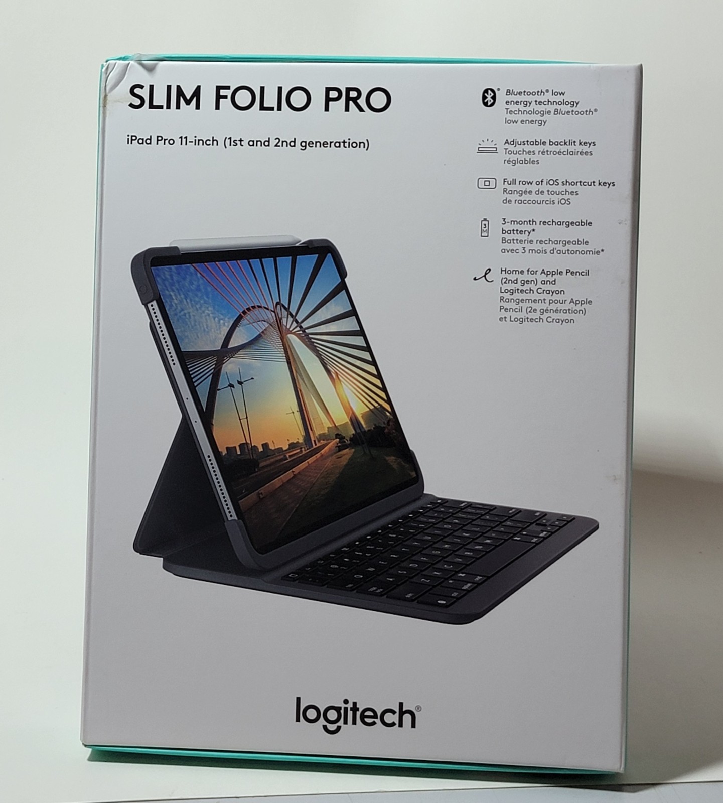 Logitech Slim Folio Pro Keyboard Case iPad Pro 11" 1st 2nd Gen Backlit Bluetooth