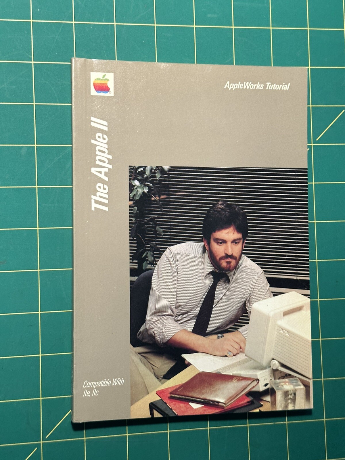 The Apple II - AppleWorks Tutorial
