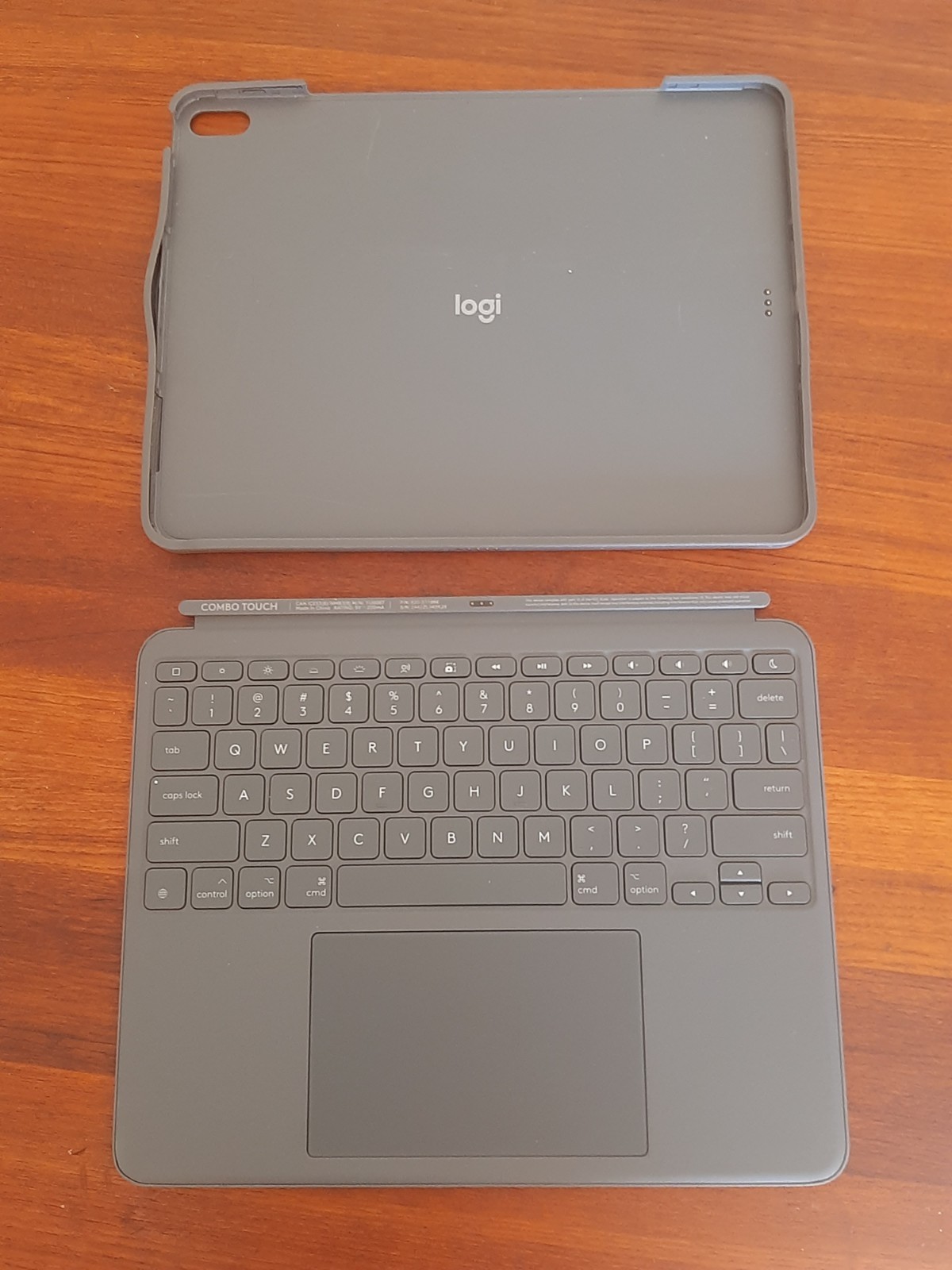 Logitech Combo Touch Keyboard Case for iPad Air 13 Inch (M2/M3/M4)
