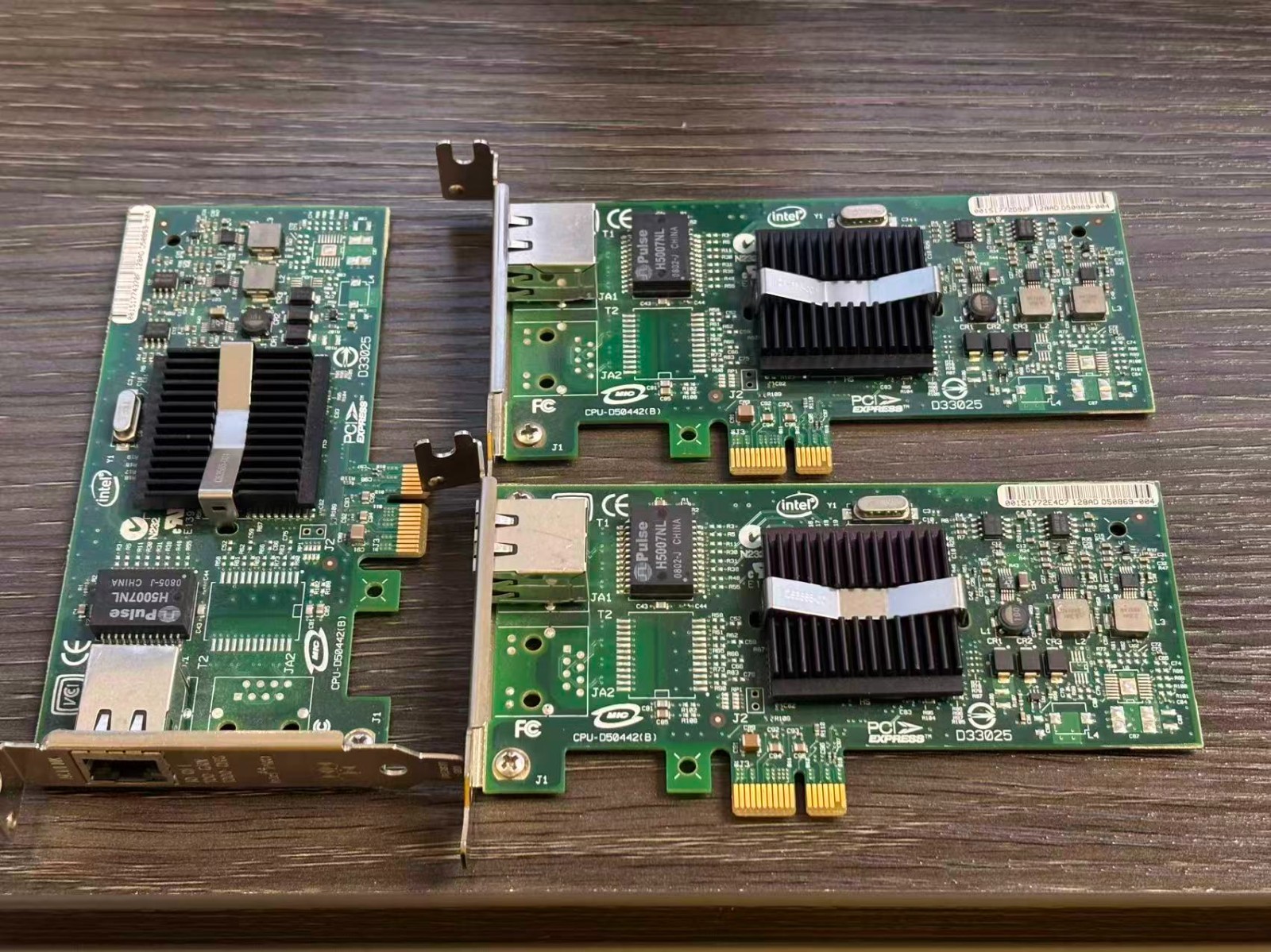 Lot 3  Intel D33025 PCIe Gigabit Ethernet Network Adapter 10/100/1000 RJ45 NIC