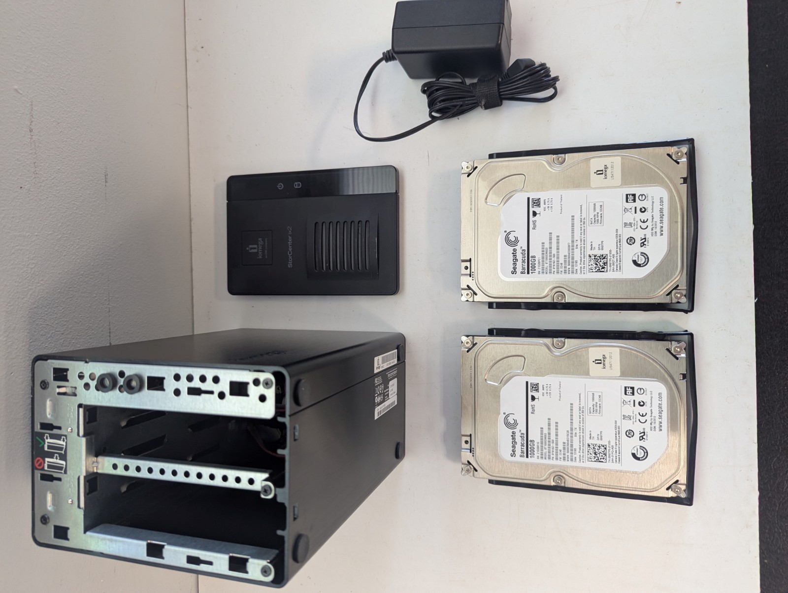 Iomega StorCenter ix2 NAS Server ix2-NG 32018200 2TB 1x1TB HDD