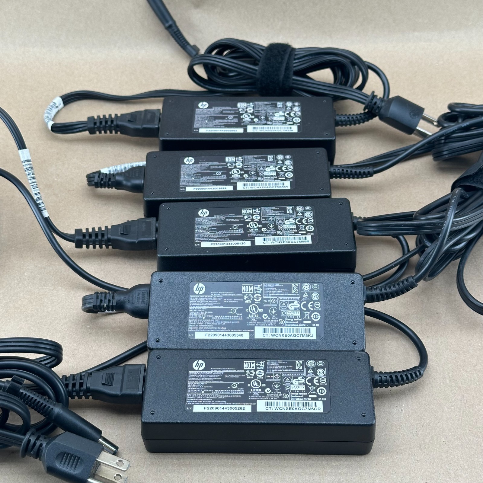 Lot of 5 HP 90W AC Power Adapters 677777-002 693712-001 19.5V 7.4mm w/ Cords