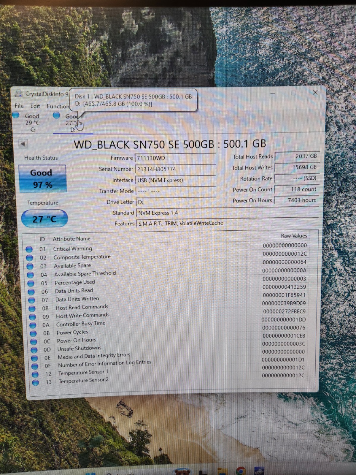 WD_BLACK SN750 SE 500GB M.2 NVMe Internal SSD has slight bend in drive