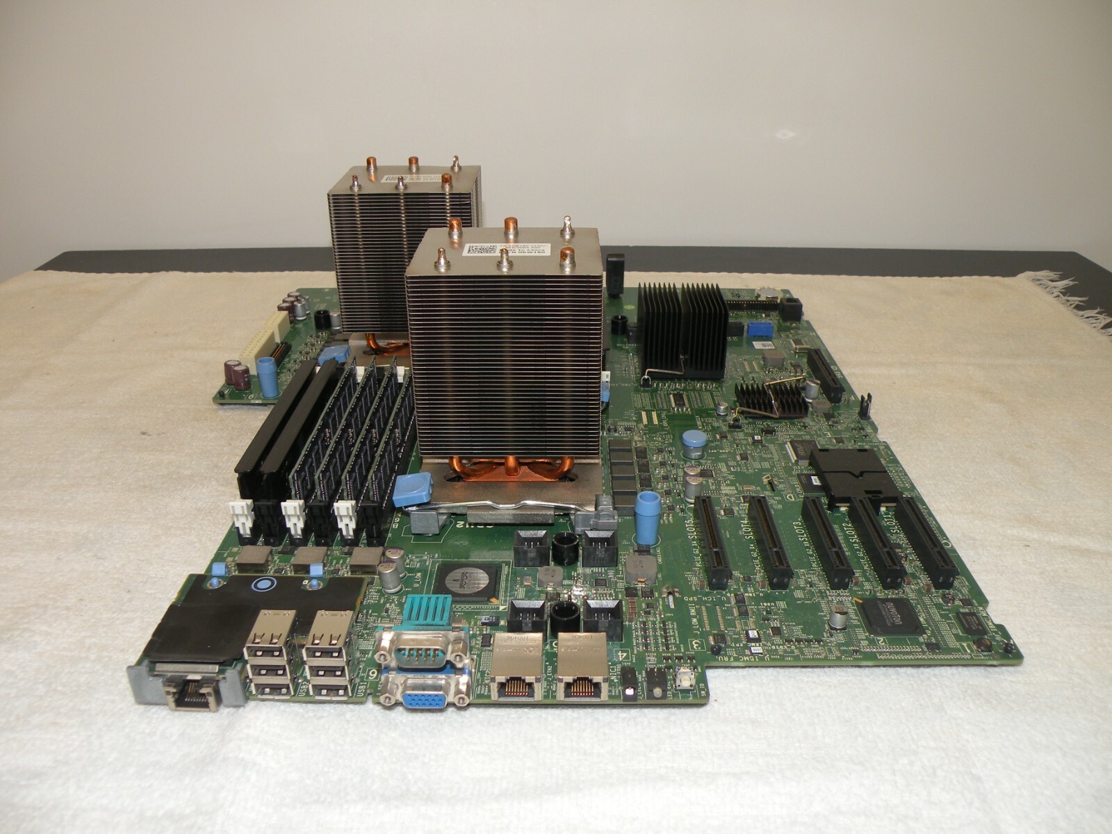 DELL 9CGW2 POWEREDGE T610 V2 MOTHERBOARD 2)E5530 QC CPU & HEATSINK 12GB DDR3 MEM