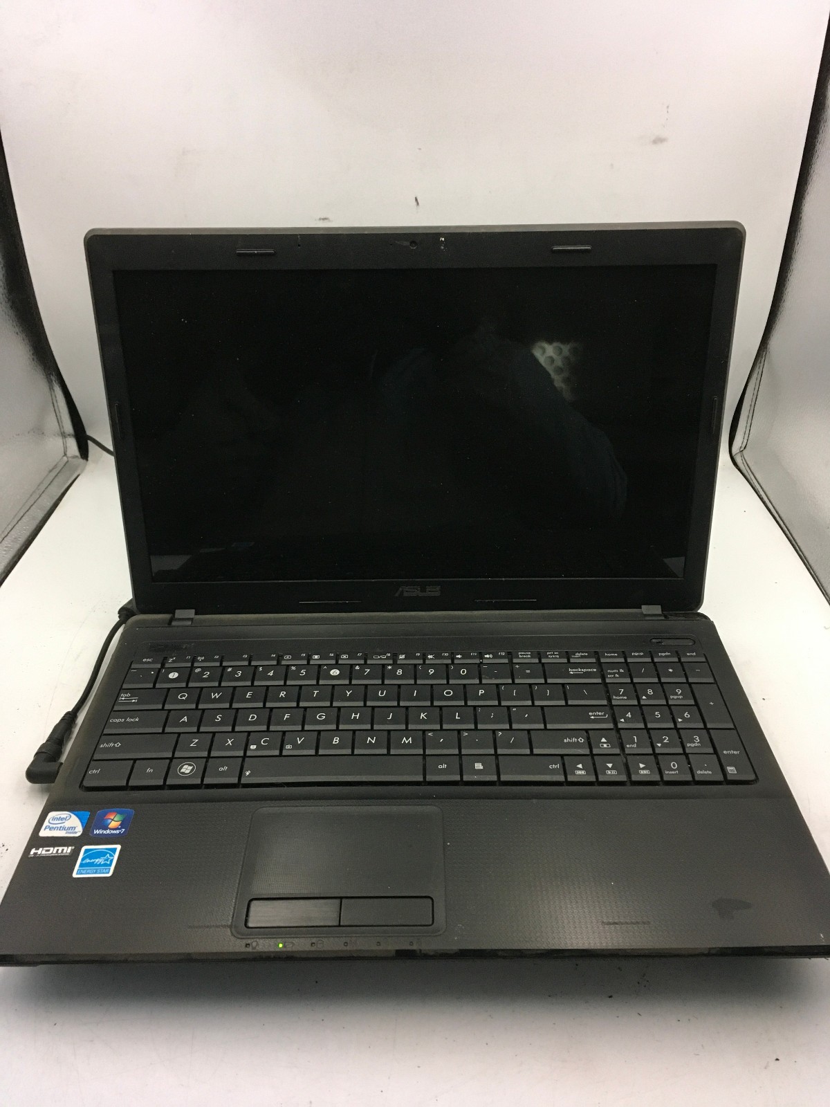 ASUS NOTEBOOK X54C - INTEL PENTIUM B960 - NO RAM - FOR PARTS - READ DESC- BB