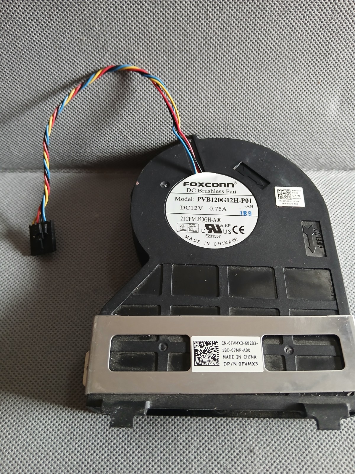 (GB)Foxconn PVB120G12H-P01 blower fan (12V 0.75A, 21 CFM) Mounted Dell Heatsink 