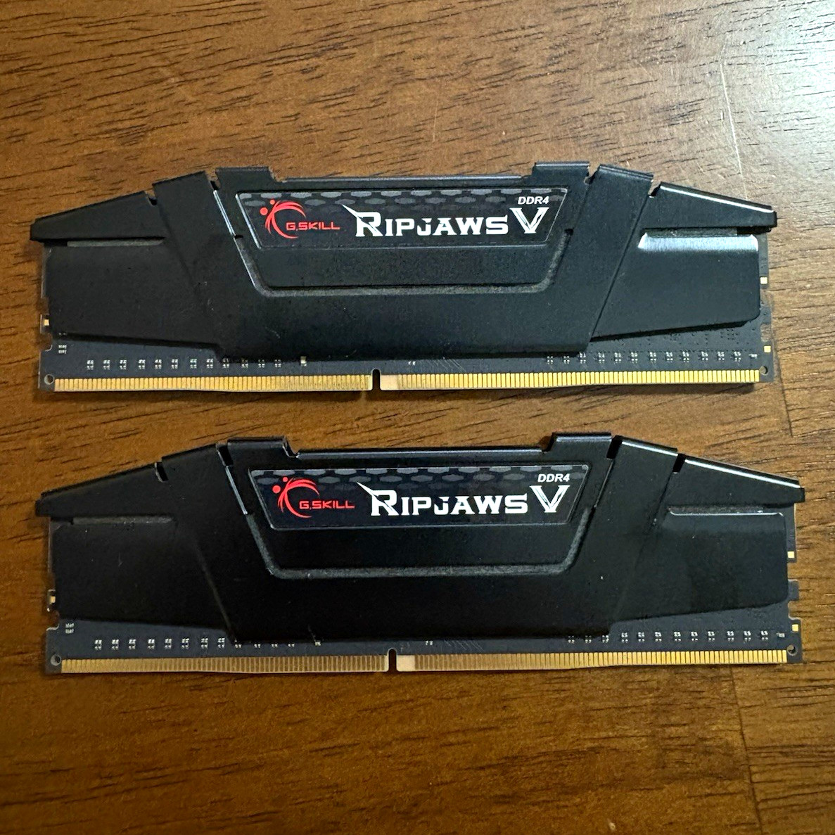 G.SKILL Ripjaws V 16GB (2x8GB) DDR4-3600 DIMM Intel XMP 2.0 F4-3600C16D