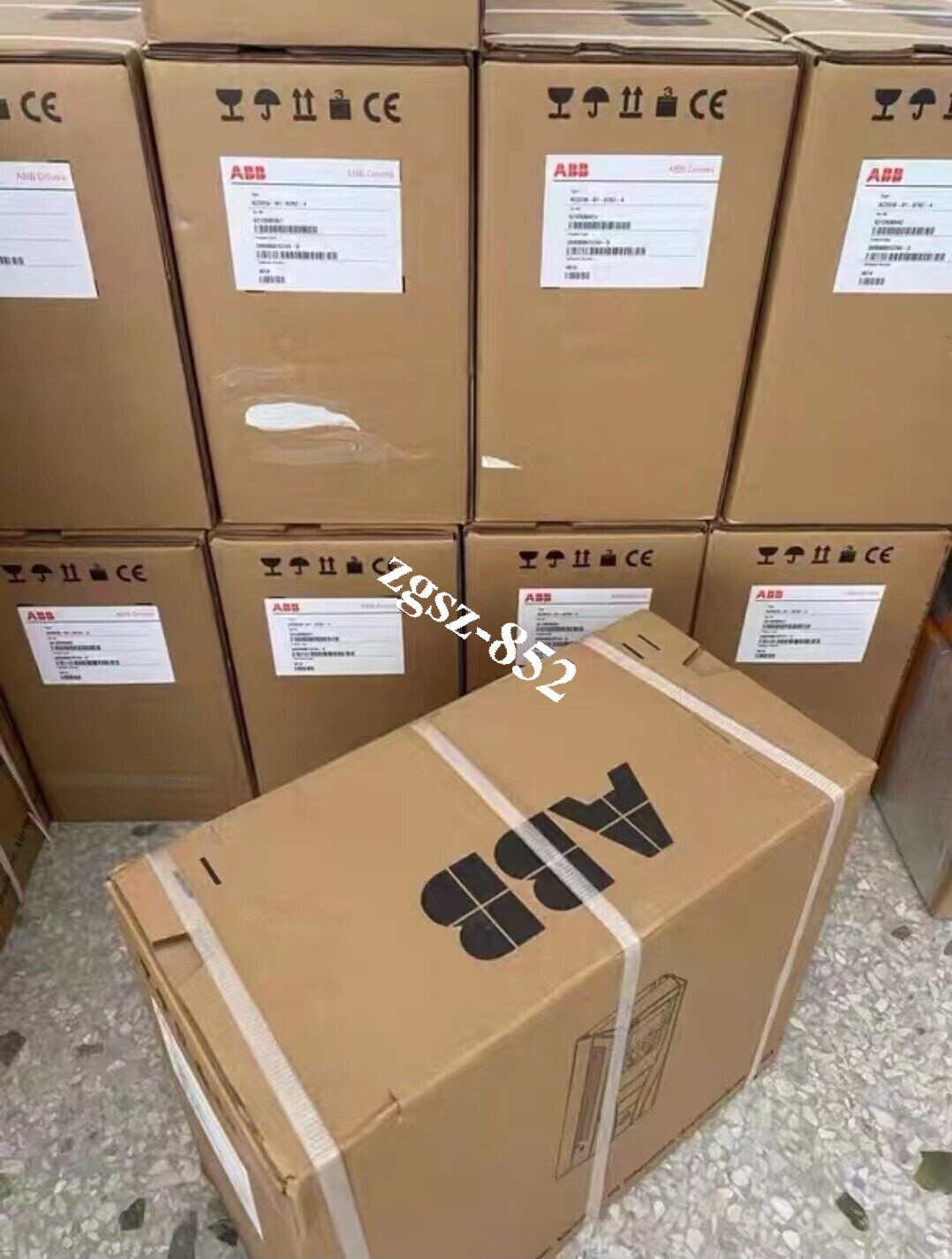 ABB ACS880-01-065A-5 INVERTER AC380-500V Brand NEW Fast Shipping FedEx or DHL
