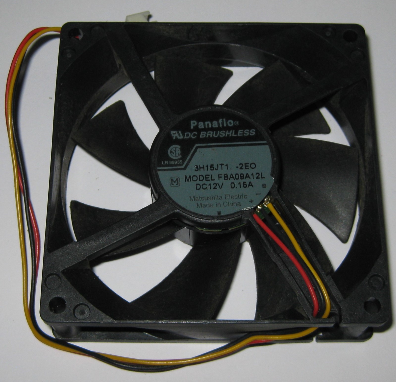 Panaflo Low Speed 92 mm 12 VDC Quiet Fan FBA09A12L - 92mm 12V DC - 2100 RPM