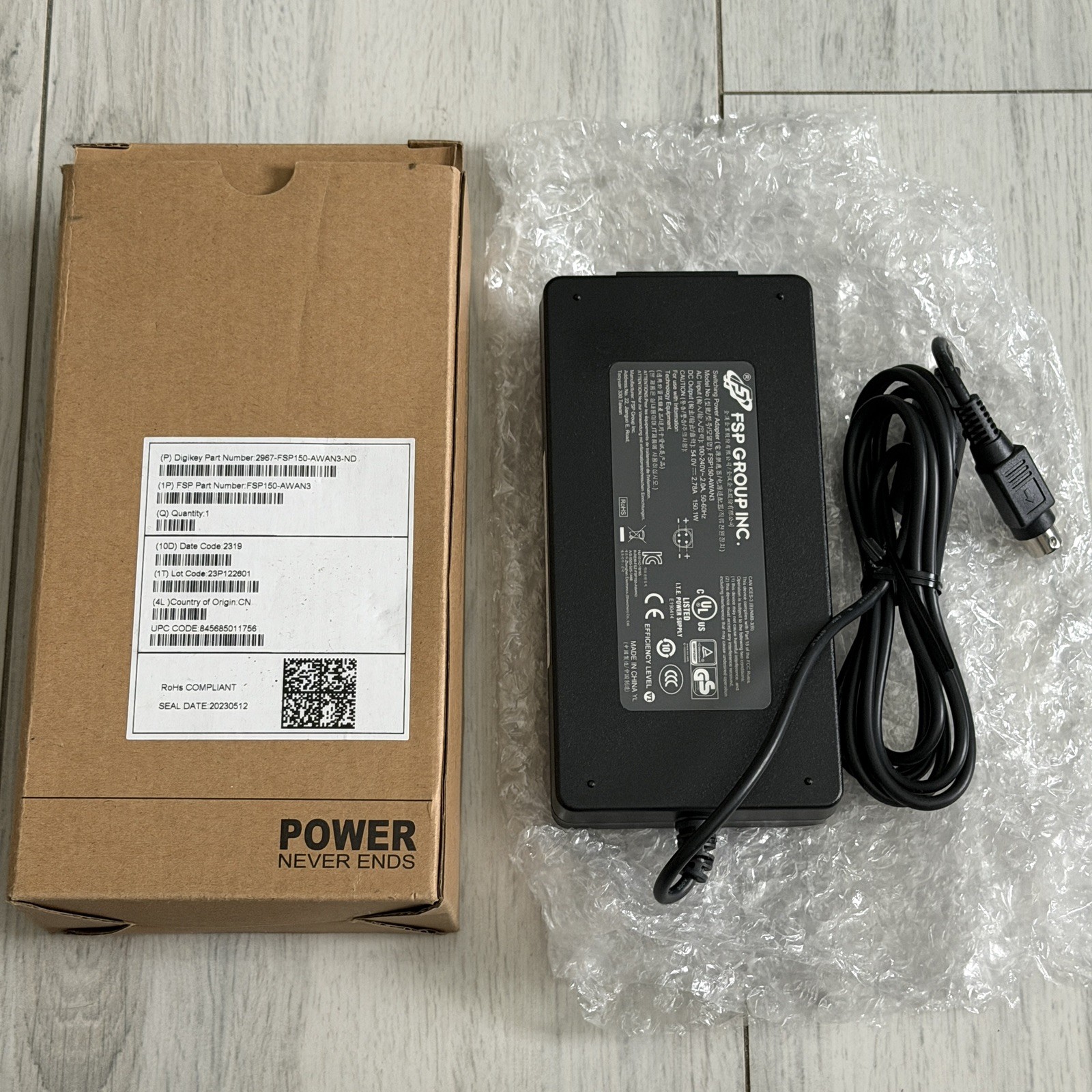 FSP FSP150-AWAN3 100~240V-2.0A,50~60HZ Out 54.0V=2.78A ,150.1W AC/DC Adapter