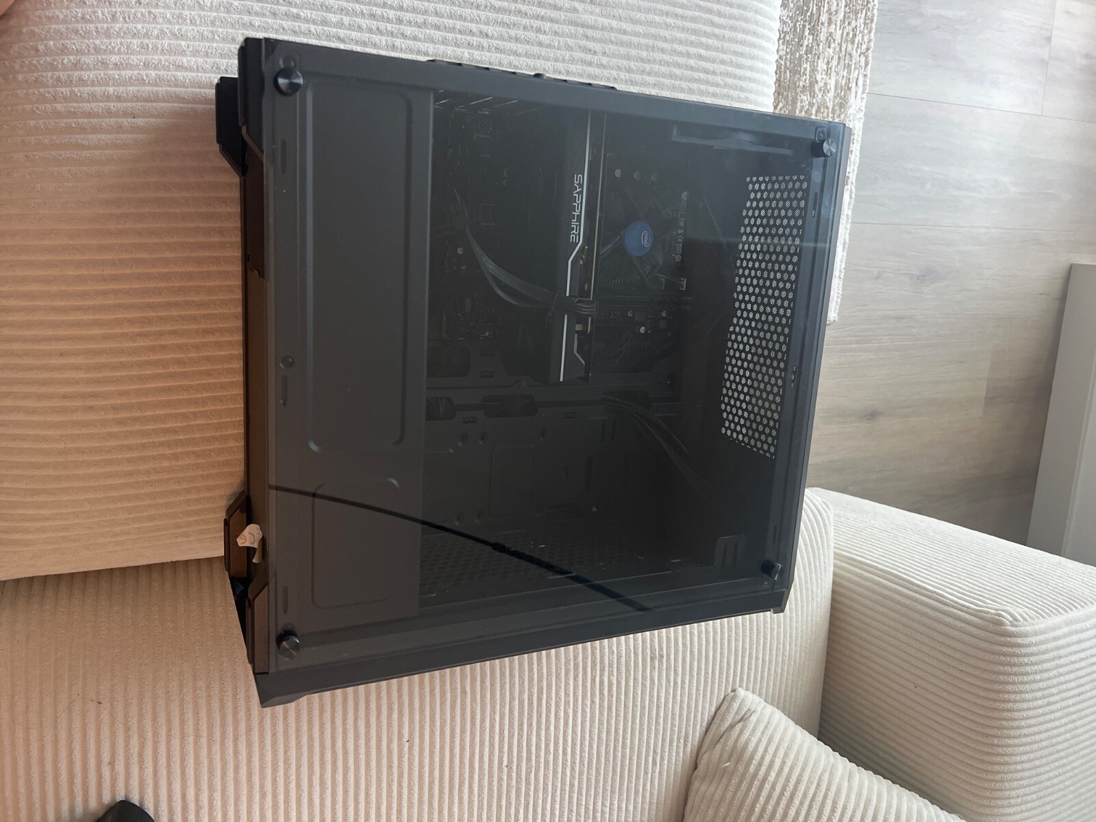 gaming pc desktop cougar
