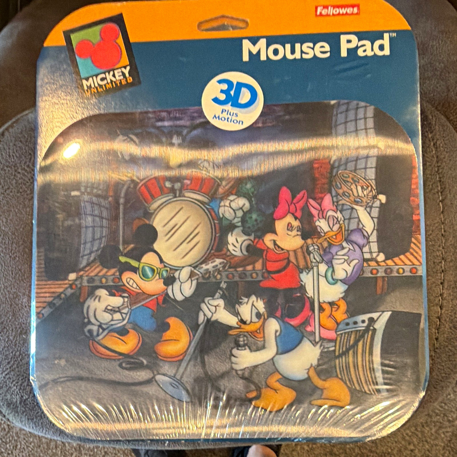 Fellowes Disney Mickey Unlimited 3D Plus Motion Mouse Pad Multicolor 58625