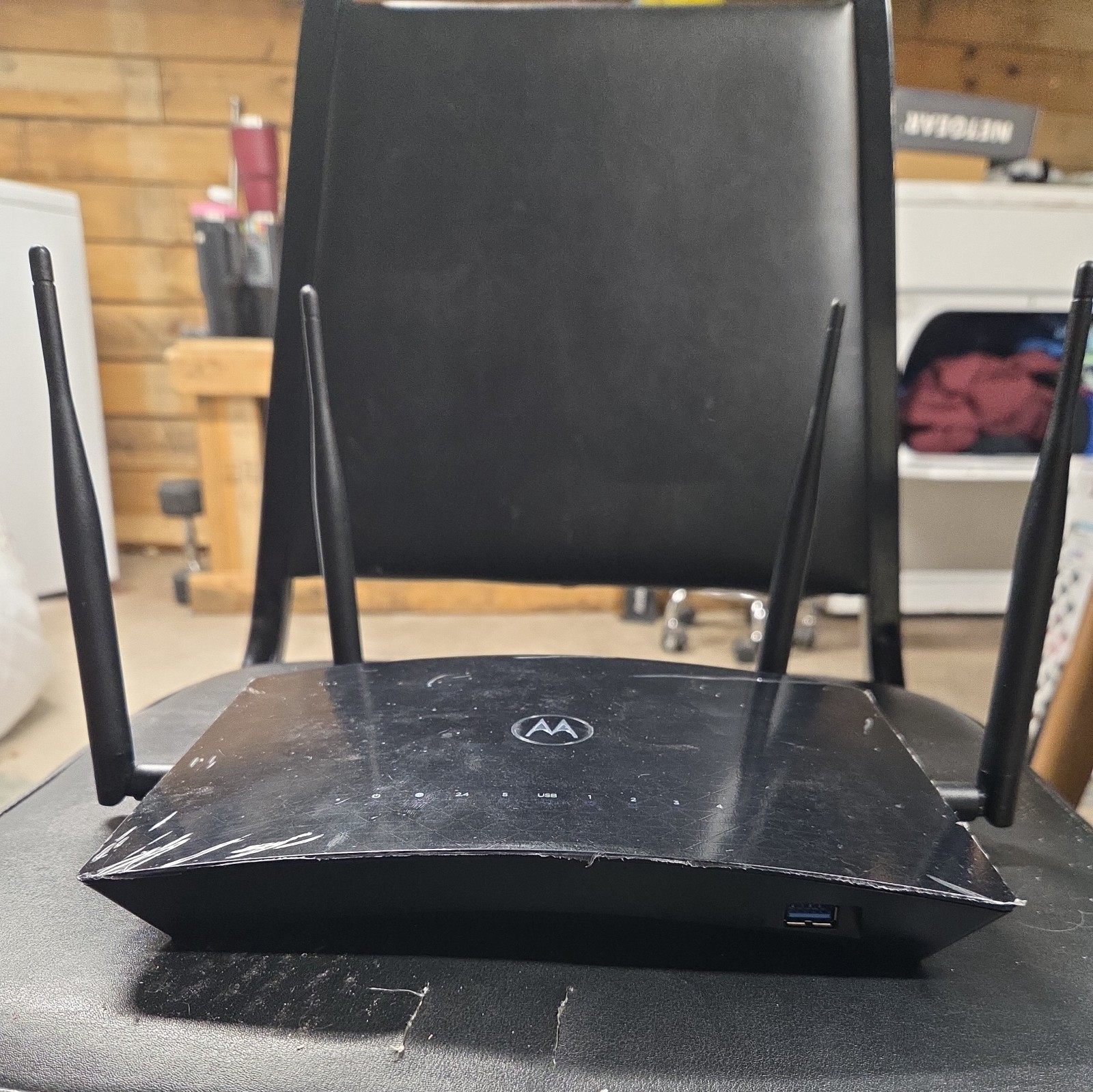 Motorola MR2600 AC2600 Dual-Band WiFi Router–Refurbished–Complete in Box– Tested