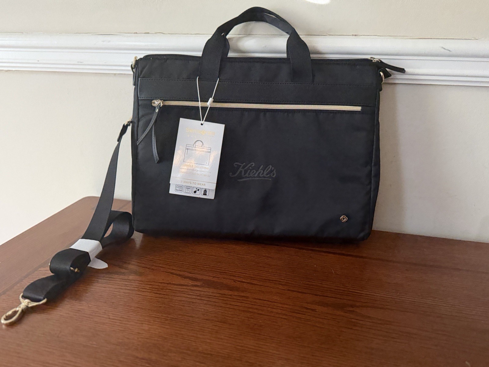 Samsonite Mobile Solution Slim Brief Black Nylon 15" Padded Laptop Bag- Kiehl's