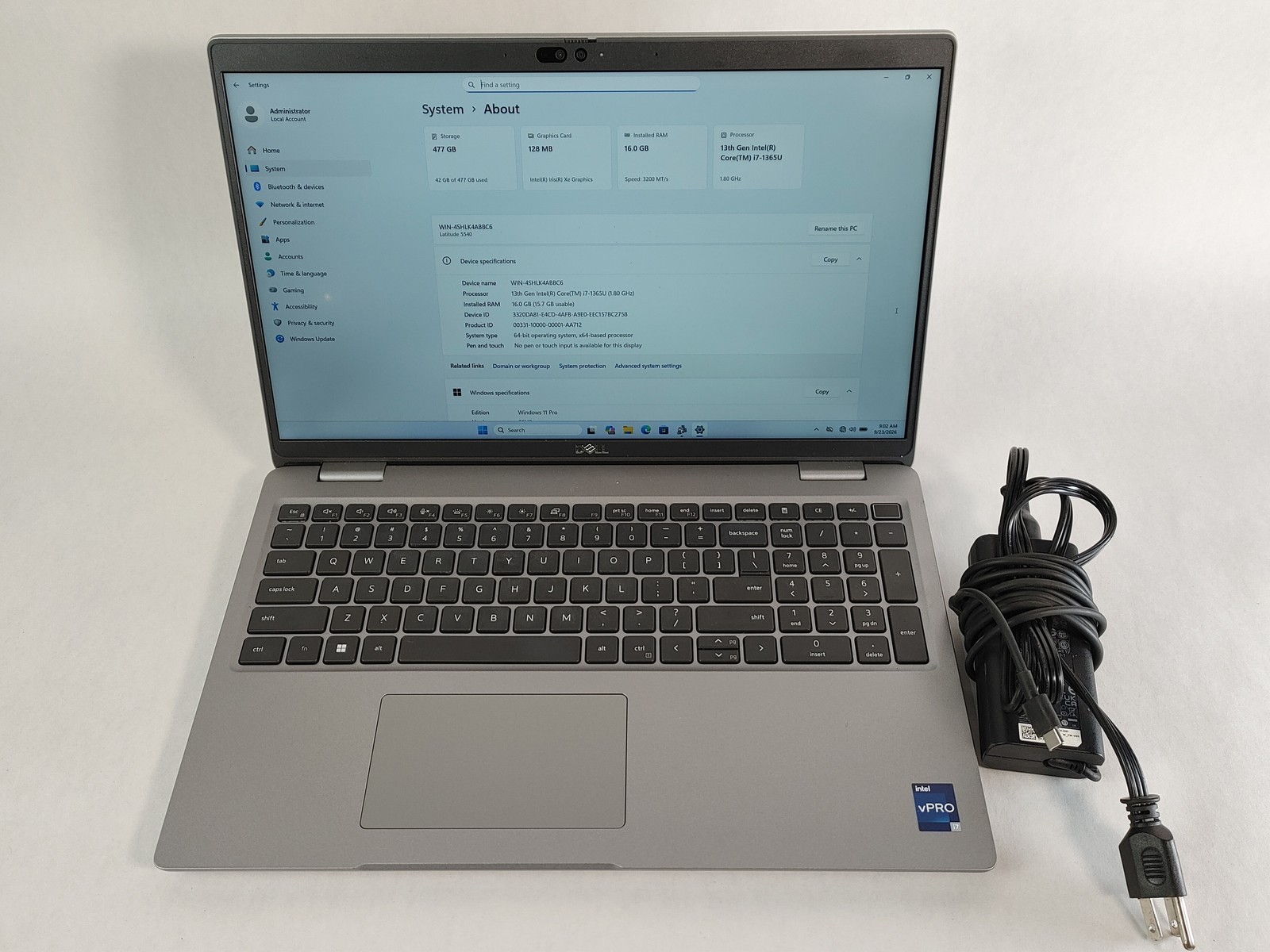 Dell Latitude 5540 Core i7-1365U 1.80 GHz 16 GB DDR4 512 GB NVMe Windows 11 Pro
