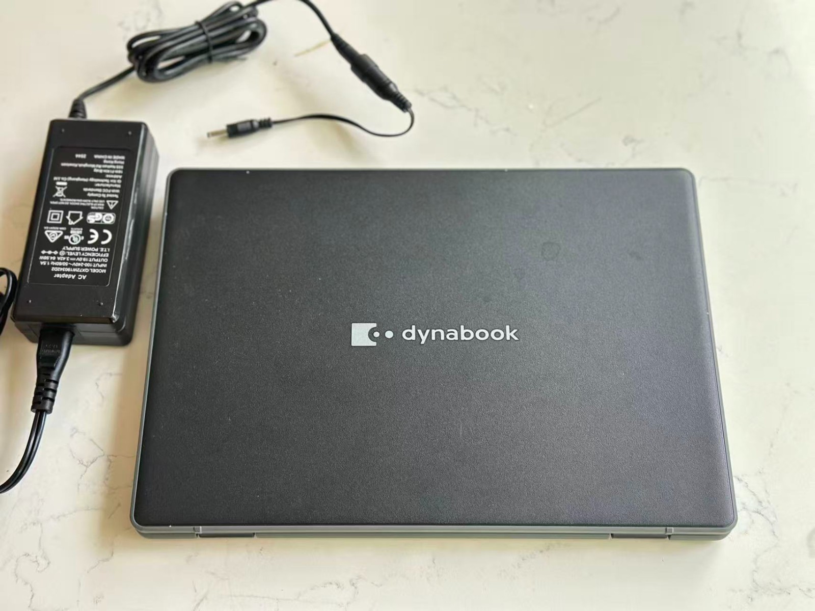 Toshiba Dynabook E10-S 11.5" Intel Celeron N4020 1.1GHz 4GB 128GB SSD