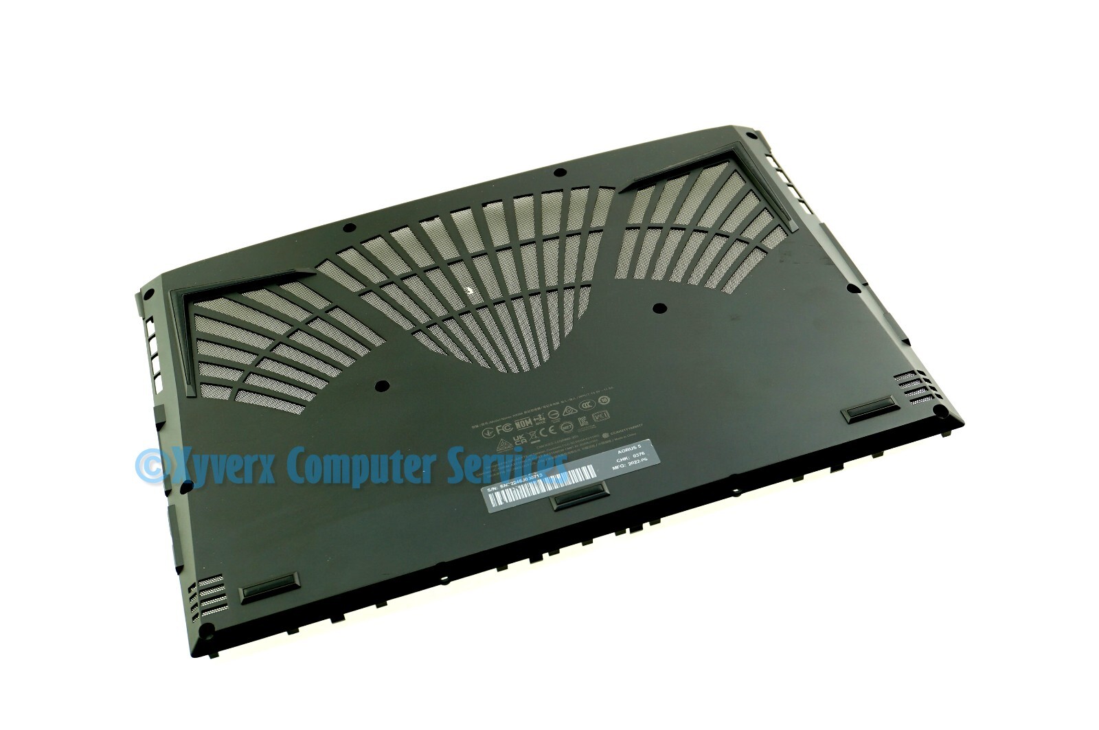 27364-5MXE0 OEM GIGABYTE BASE COVER AORUS 5 R5XM (GRADE B)(AD43)