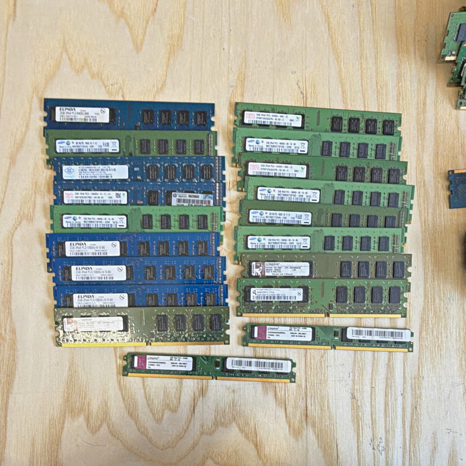 2GB Desktop RAM Lot of #19 Modules Mixed Brands. Read Details