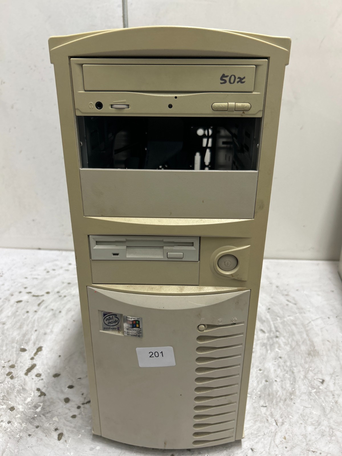 Vintage Retro Beige ATX Desktop Computer Case