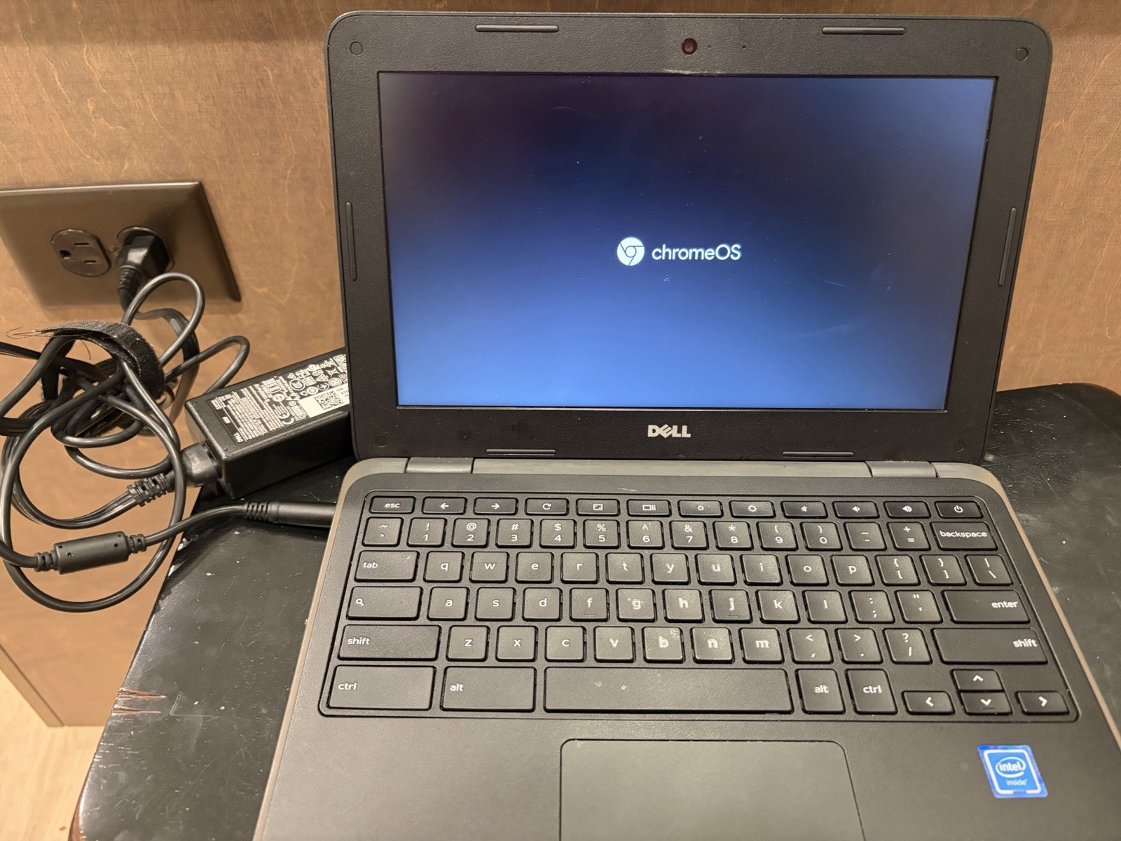 Dell Inspiron 3181 Chromebook 11.6” Intel Laptop ChromeOS w/ OEM Charger