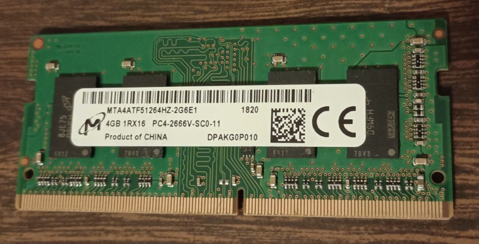 Micron 4GB DDR4 SO-DIMM 260Pin Memory Module - 1Rx16 PC4-2666V-SC0-11