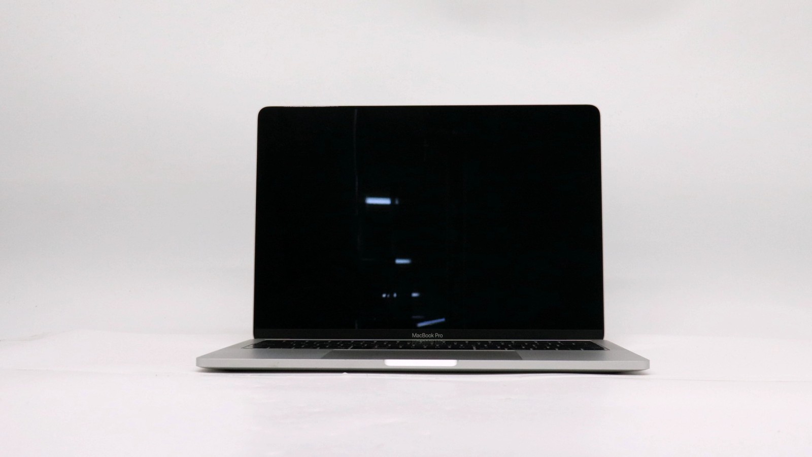 Apple Macbook Pro 13" i7-8569u 16GB 256GB - Good
