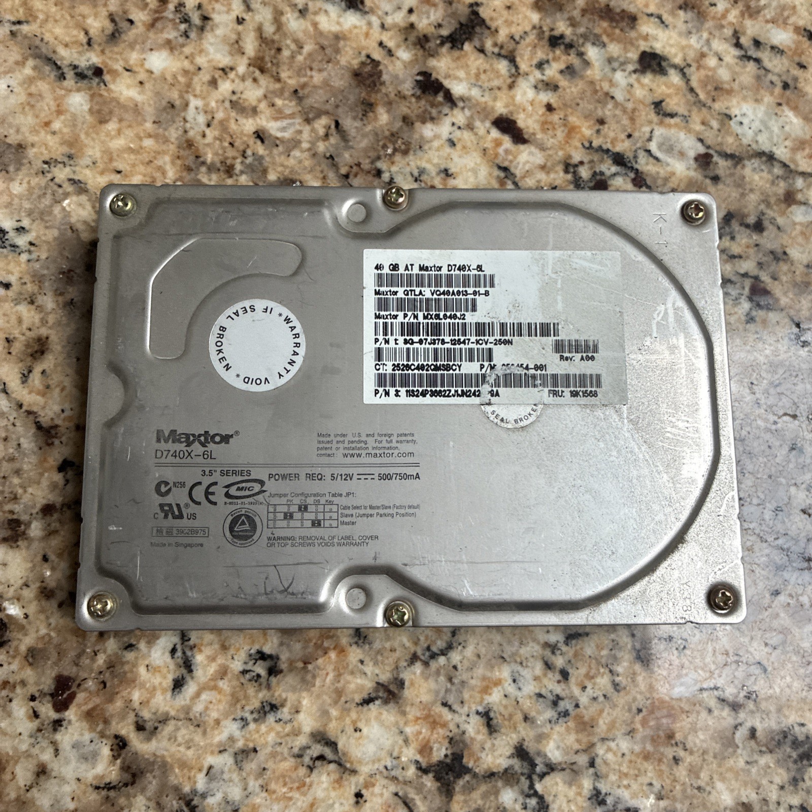 Maxtor D740X-6L MX6L040J2 40GB 7200RPM 3.5" Internal IDE Hard Drive