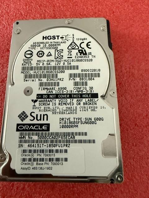 NEW ORACLE Sun 7093013 600GB 2.5" 10K SAS-3 12Gb/s HDD Hitachi HUC101860CSS200