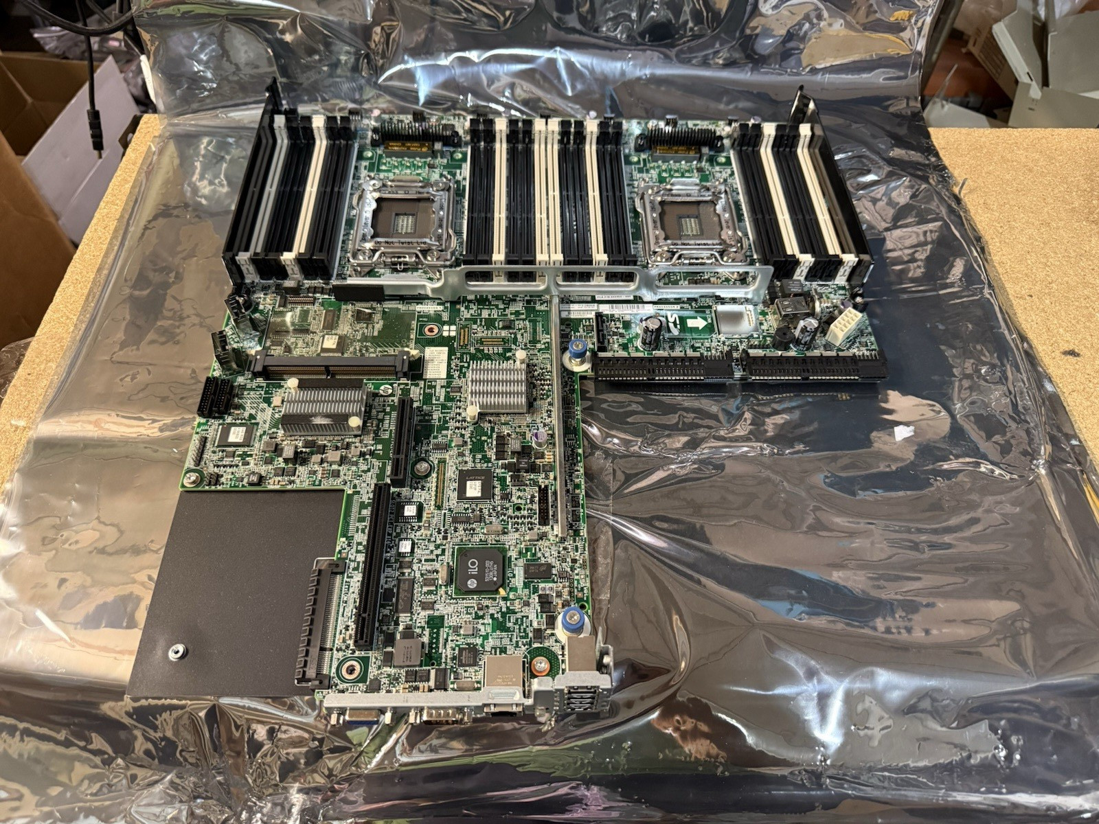 HP HPE 622259-003 732150-001 SYSTEM BOARD For ProLiant DL360p GEN8 G8