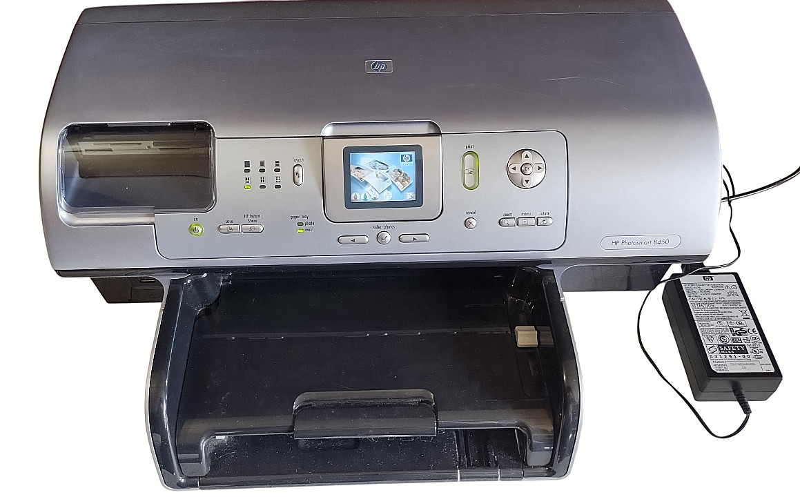 HP Photosmart 8450 Digital Photo Inkjet Printer