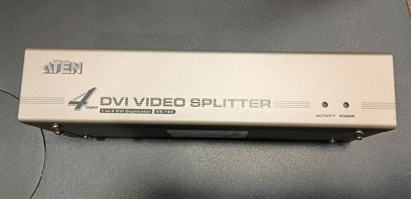 ATEN VS-164 4-Port DVI Video Splitter Audio 1 to 4 DVI Duplicator WORKING 