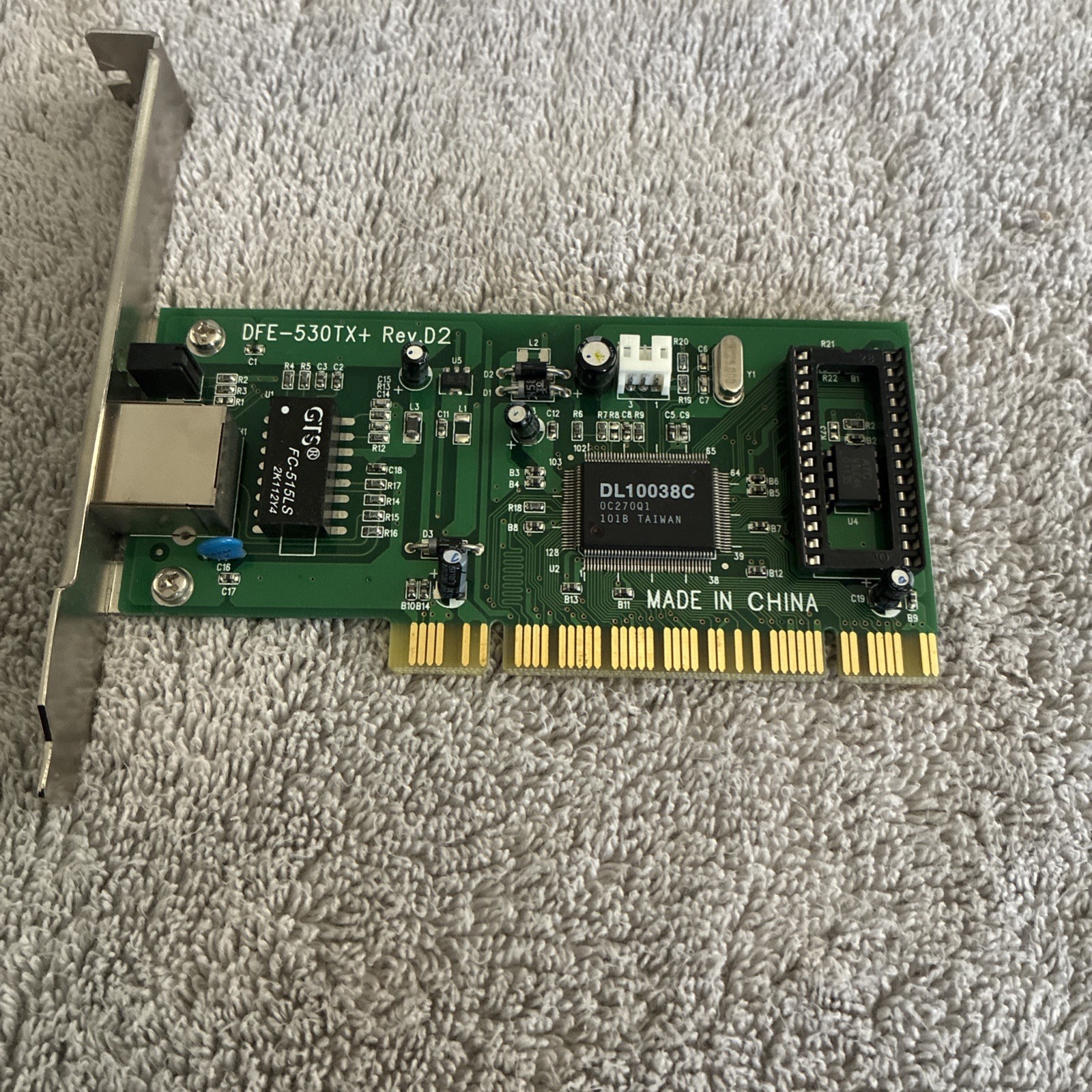 Vintage D-LINK DFE-530TX+ Fast Ethernet 10/100 NIC HALF HEIGHT PCI NEW OLD STOCK