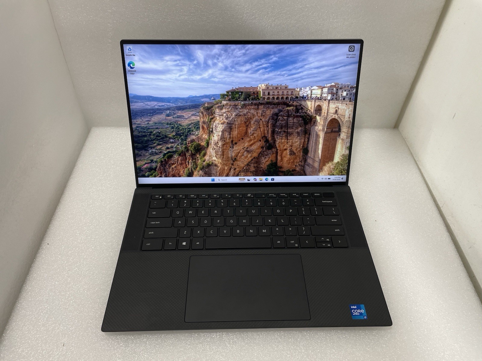 Dell Precision 5560 256gb Nvme Win 11 i7-11850H 8 Core 2.50ghz 16gb RAM Webcam 