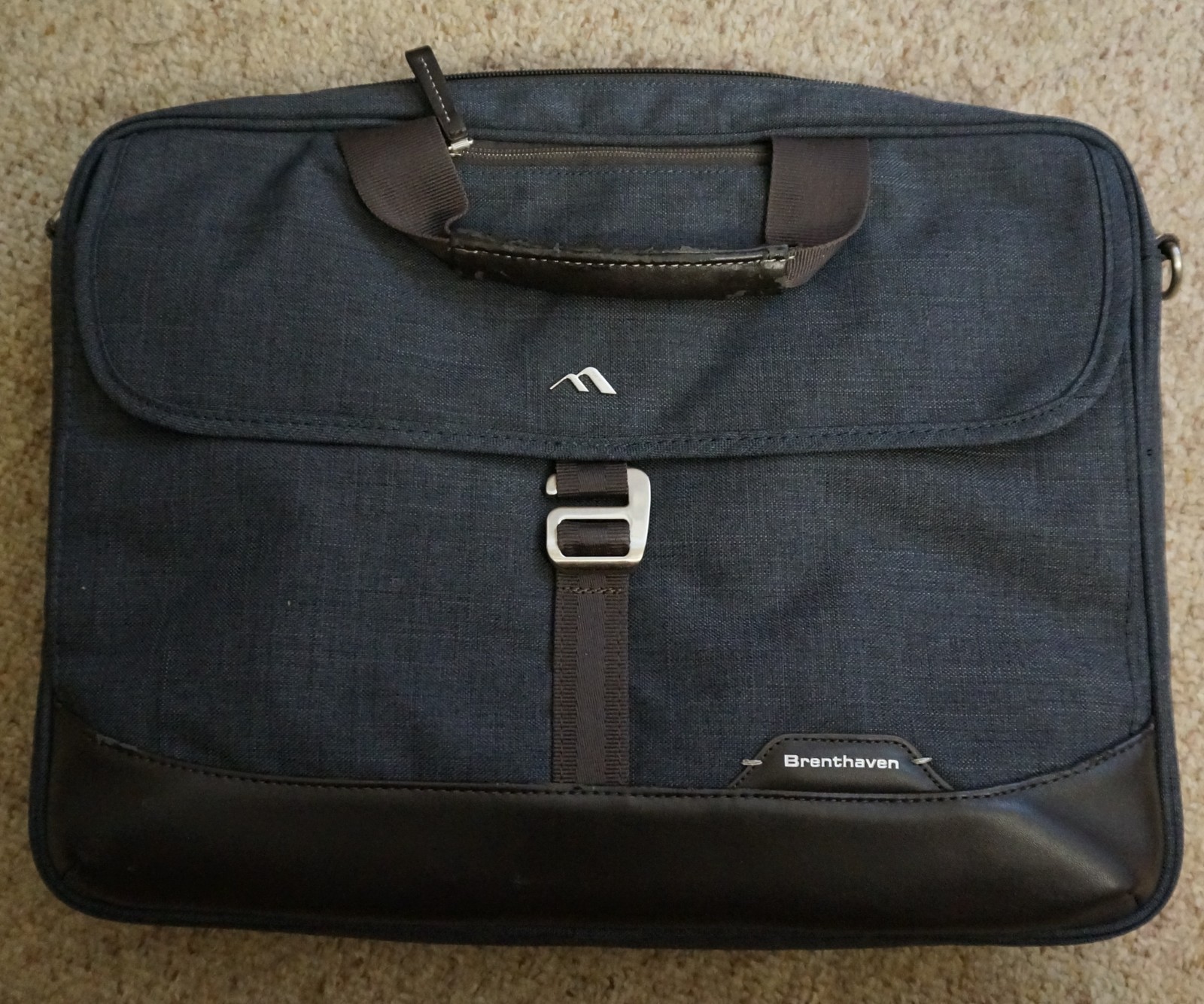 Brenthaven Collins Collection Slim Brief Indigo Computer Briefcase messenger bag