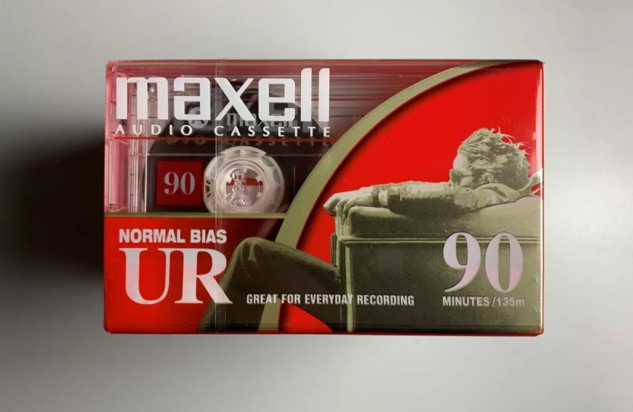 Maxell UR-90 Blank Audio Recording Cassettes (LOT OF 18) 90 Min Normal Bias -NEW