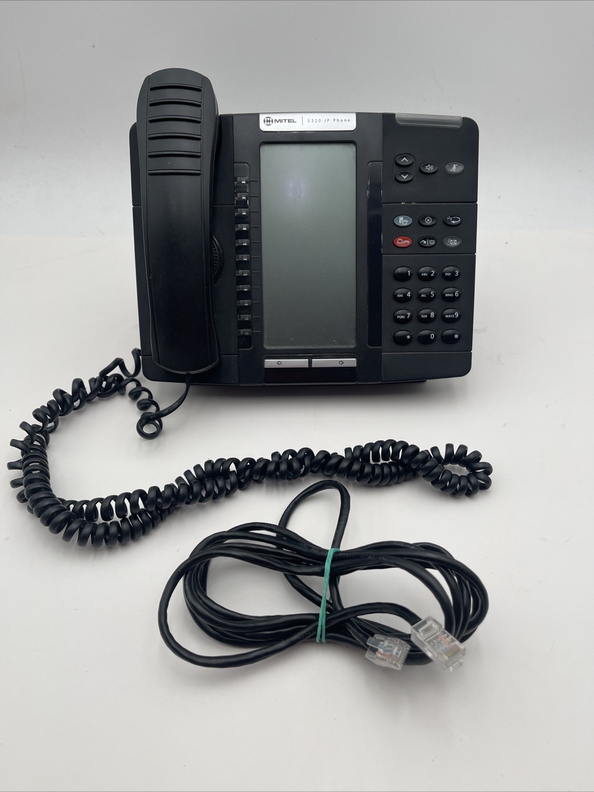 Mitel Black 5320 IP Phone 5006191  LCD Display VoIP   w/handset  and stand