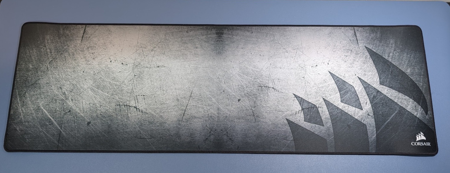 Corsair MM300 Anti-Fray Cloth Gaming Mouse Pad Medium Black/ Gray