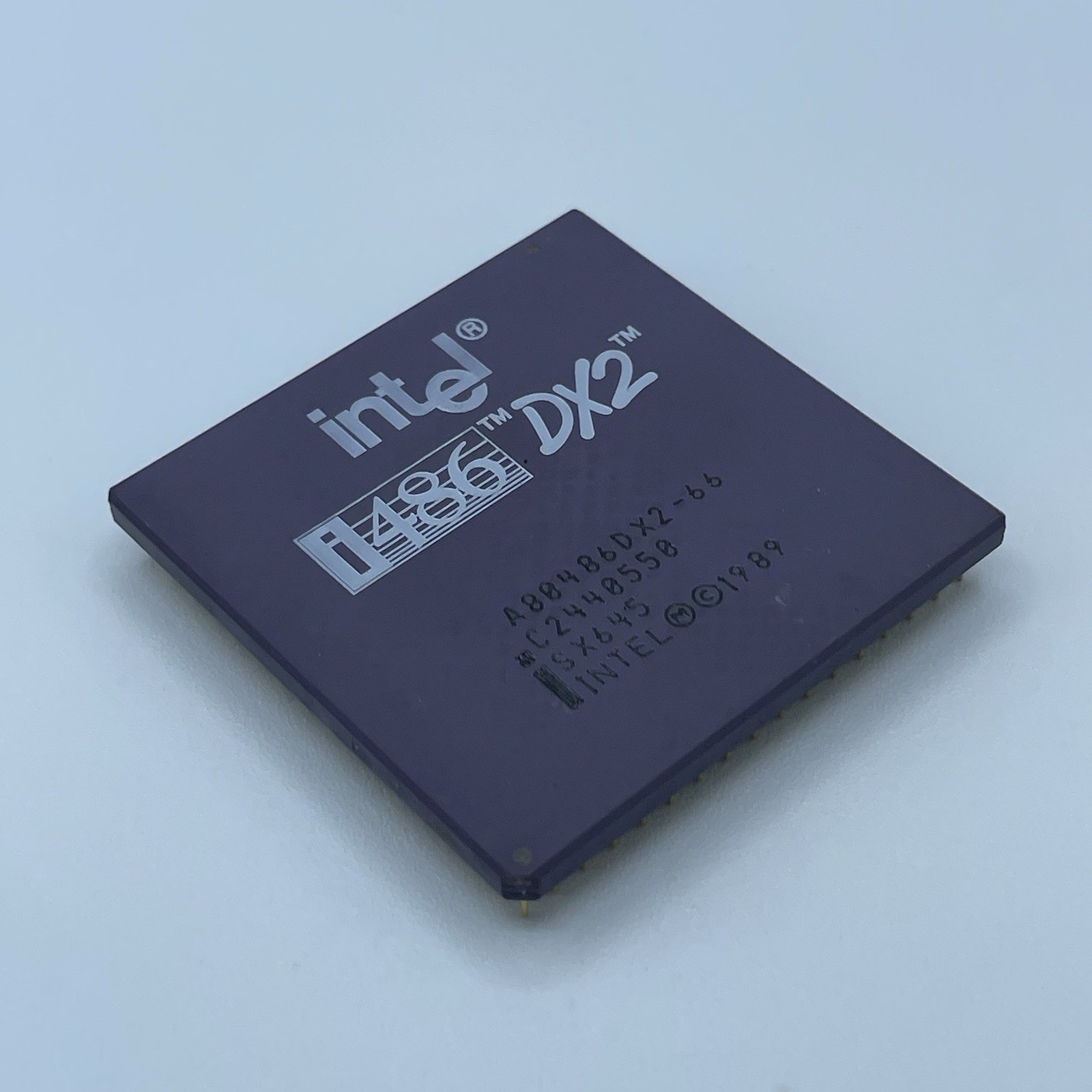 intel i486 DX2 80’s Gold Microprocessor cpu 1989 A80486DX2-66