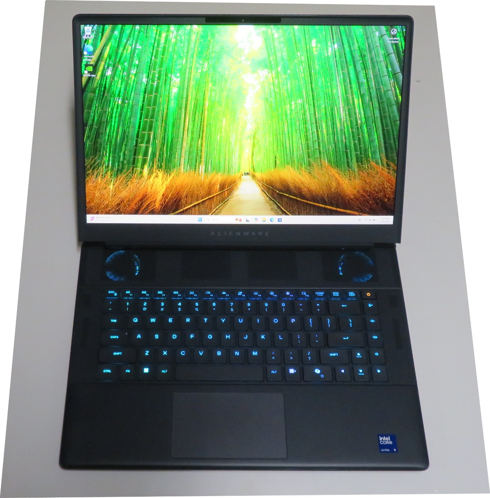 Alienware 16 Area-51 AA16250 16"QHD+ 240Hz Intel Core Ultra 9 275HX AS IS PARTS