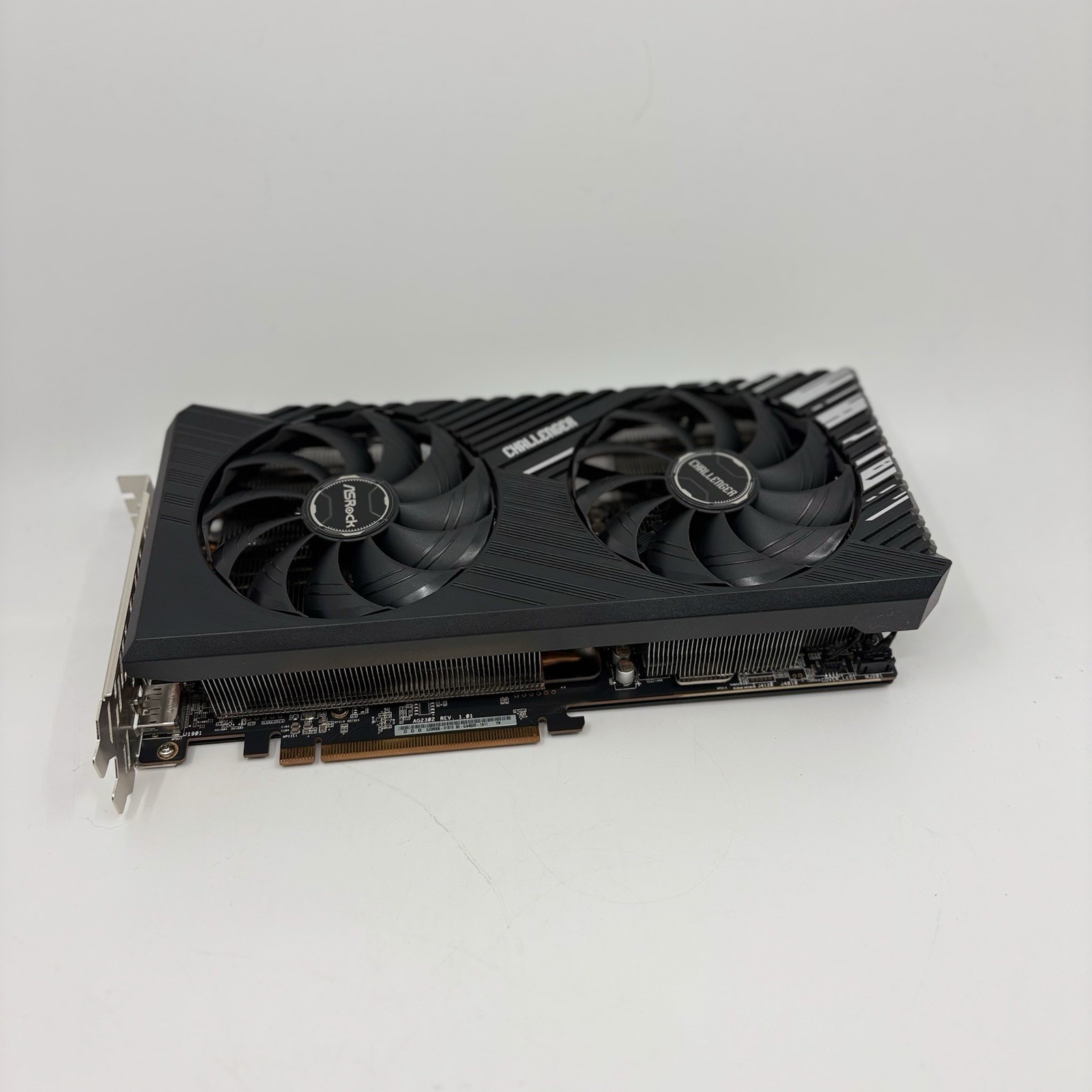 ASRock Challenger OC AMD Radeon RX 7700 XT 12GB Graphics Card HDMI/DP