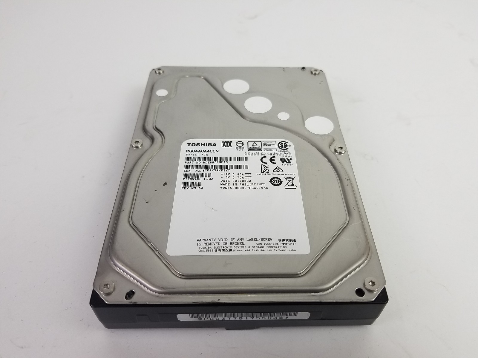 Lot of 2 Toshiba MG04ACA400N 4 TB SATA III 3.5 in Desktop Hard Drive